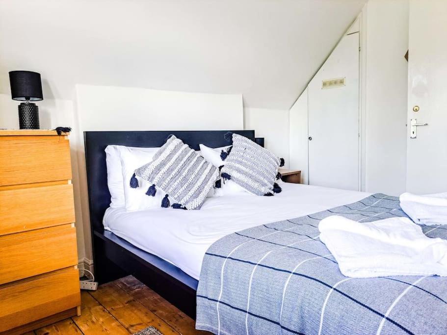 3 Bed Flat Near To Cardiff And Cardiff Bay Leilighet Eksteriør bilde
